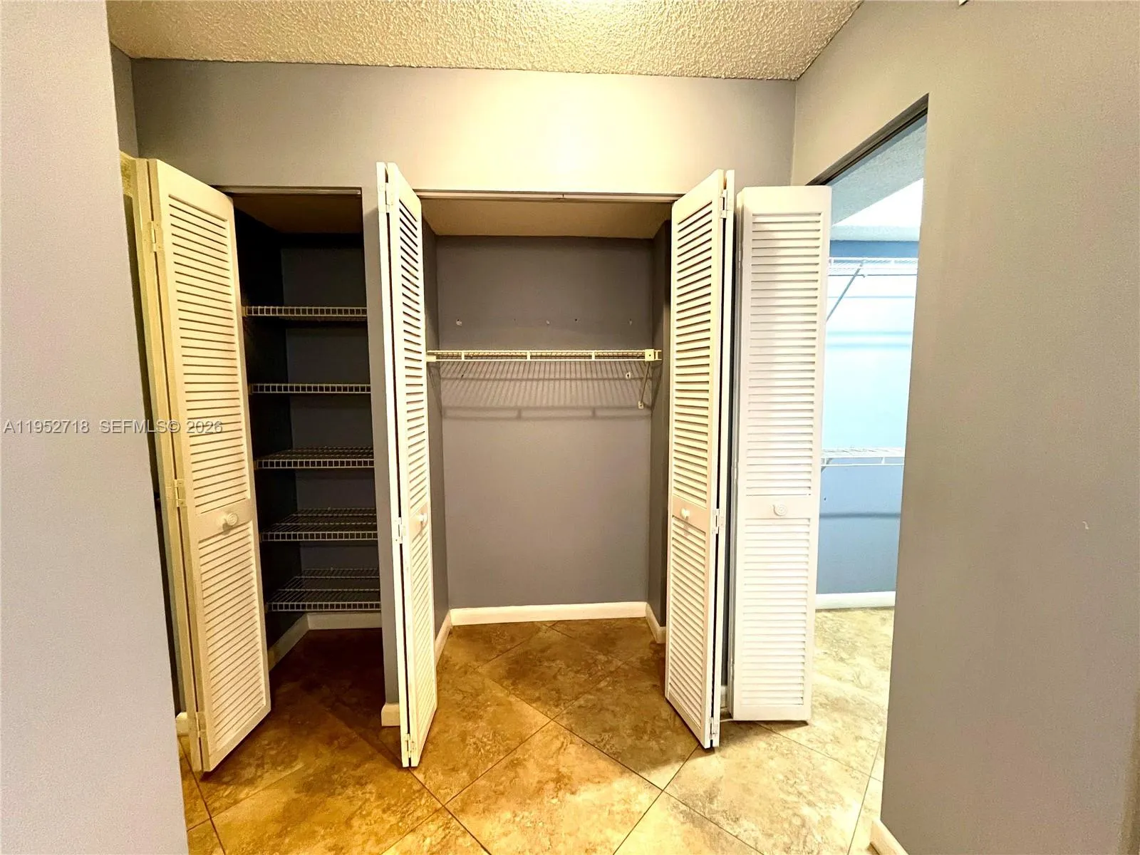 2806 N 46th Ave D537, Hollywood, Florida 33021, Hollywood, Florida 33021, 2 Bedrooms Bedrooms, ,2 BathroomsBathrooms,Residential,For Sale,2806 N 46th Ave D537, Hollywood, Florida 33021,A11952718