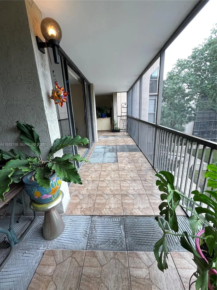 2806 N 46th Ave D537, Hollywood, Florida 33021, Hollywood, Florida 33021, 2 Bedrooms Bedrooms, ,2 BathroomsBathrooms,Residential,For Sale,2806 N 46th Ave D537, Hollywood, Florida 33021,A11952718