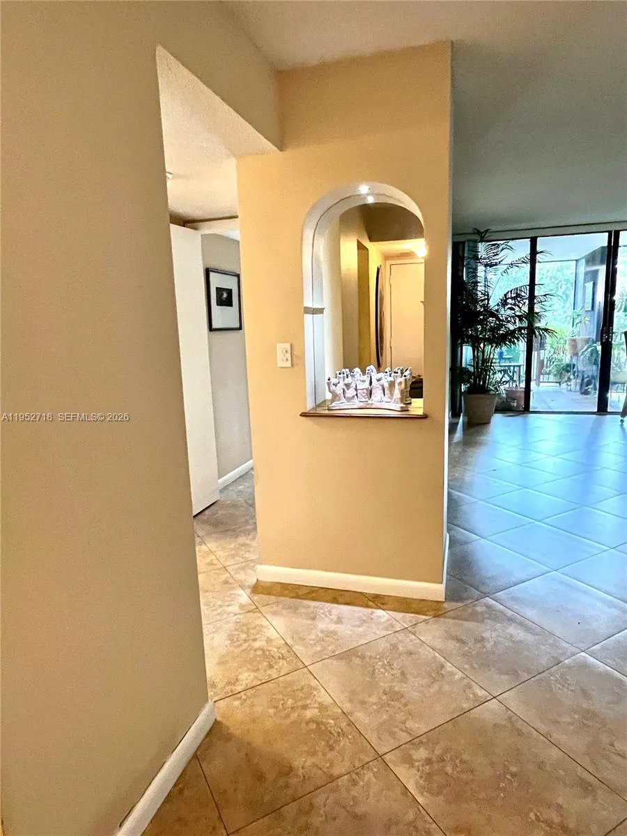 2806 N 46th Ave D537, Hollywood, Florida 33021, Hollywood, Florida 33021, 2 Bedrooms Bedrooms, ,2 BathroomsBathrooms,Residential,For Sale,2806 N 46th Ave D537, Hollywood, Florida 33021,A11952718