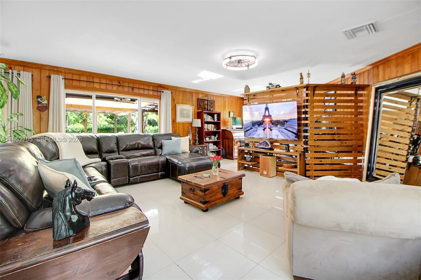 37225 Sw 214th Ave, Homestead, Florida 33034, Homestead, Florida 33034, 3 Bedrooms Bedrooms, ,2 BathroomsBathrooms,Residential,For Sale,37225 Sw 214th Ave, Homestead, Florida 33034,A11952705