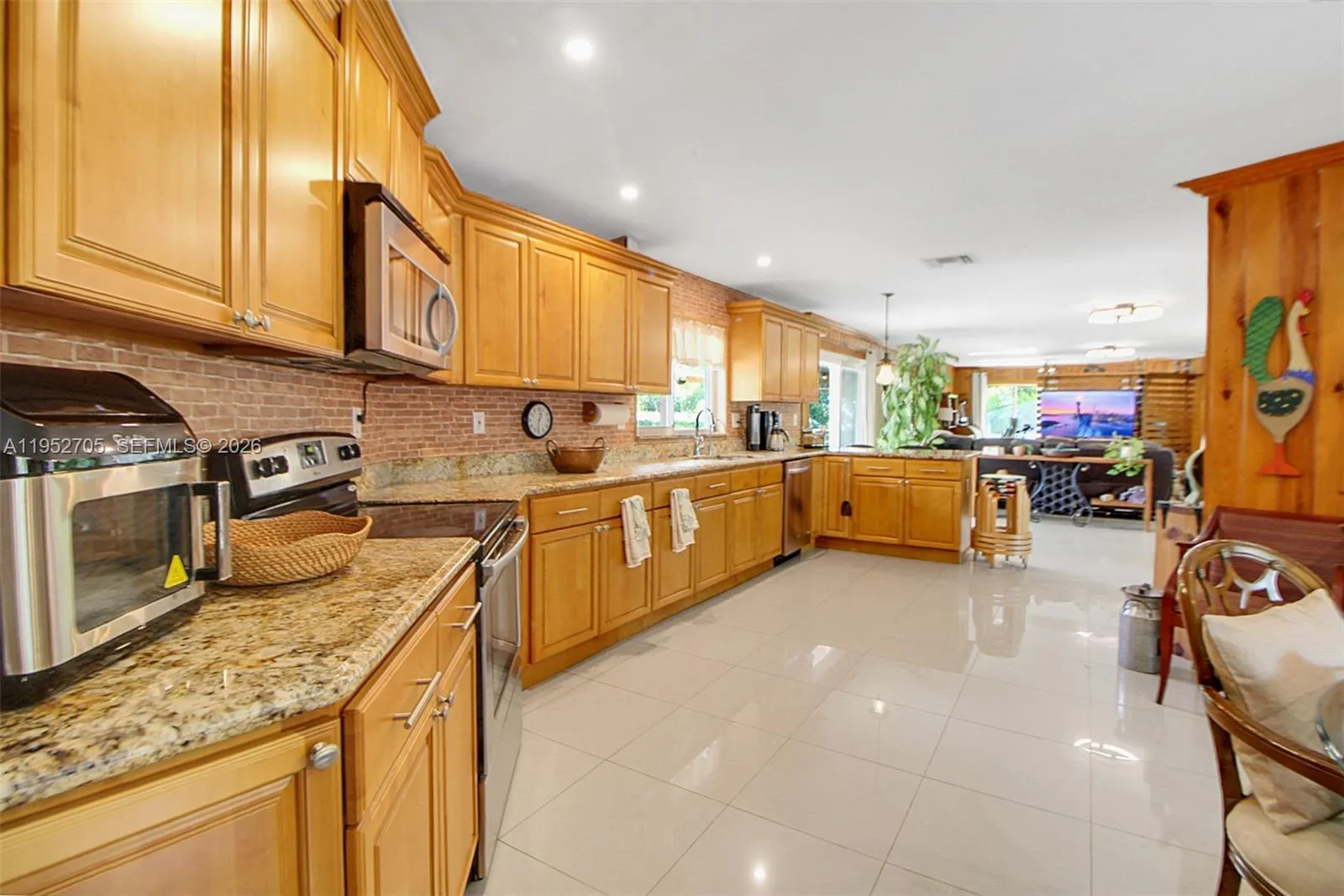 37225 Sw 214th Ave, Homestead, Florida 33034, Homestead, Florida 33034, 3 Bedrooms Bedrooms, ,2 BathroomsBathrooms,Residential,For Sale,37225 Sw 214th Ave, Homestead, Florida 33034,A11952705