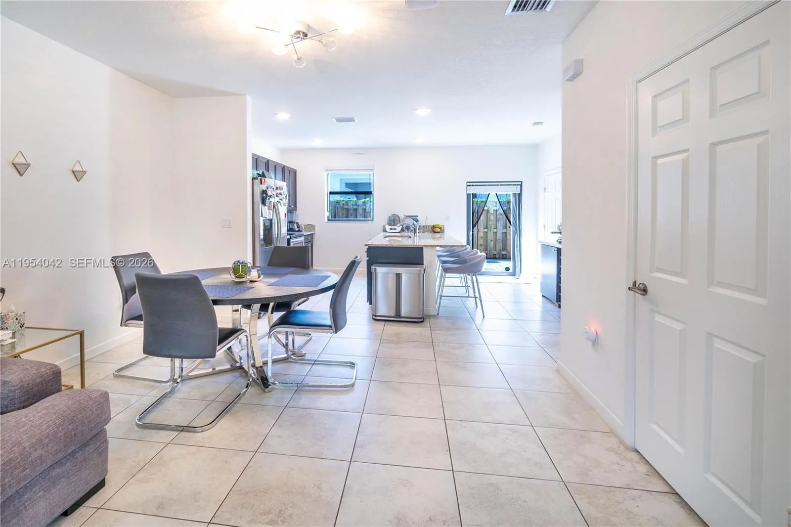 1540 Sw 28th St, Fort Lauderdale, Florida 33315, Fort Lauderdale, Florida 33315, 3 Bedrooms Bedrooms, ,2 BathroomsBathrooms,Residential,For Sale,1540 Sw 28th St, Fort Lauderdale, Florida 33315,A11954042