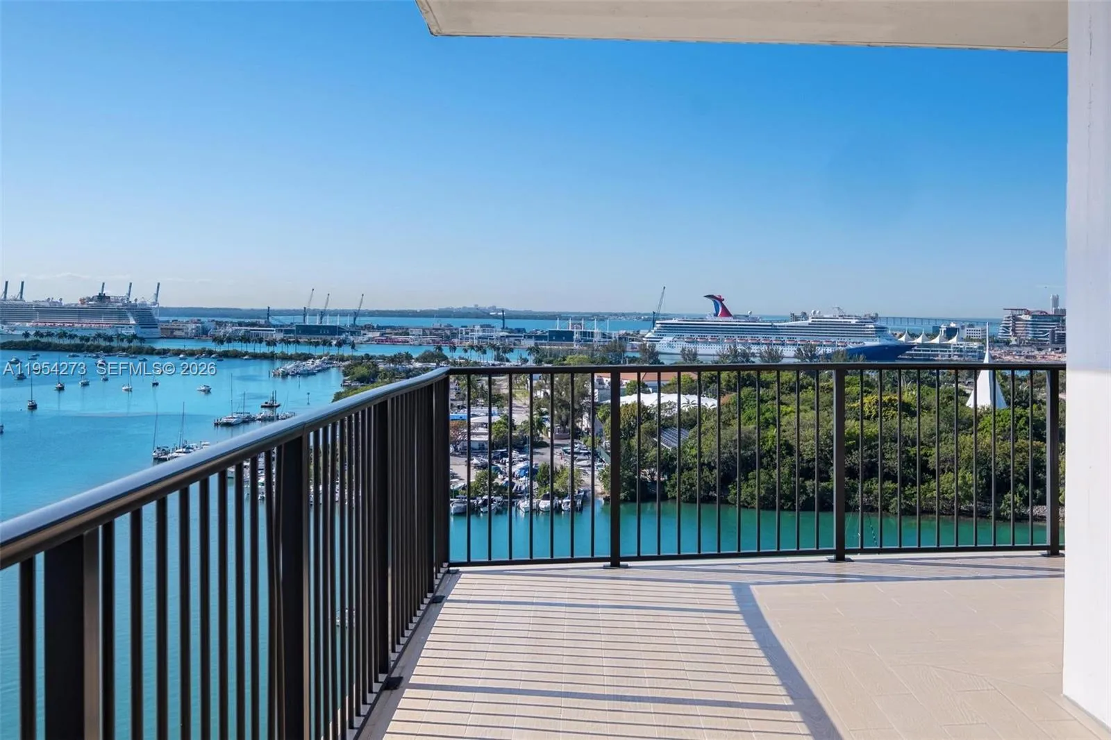 1000 Venetian Way 1501, Miami, Florida 33139, Miami, Florida 33139, 2 Bedrooms Bedrooms, ,2 BathroomsBathrooms,Residential Lease,For Rent,1000 Venetian Way 1501, Miami, Florida 33139,A11954273