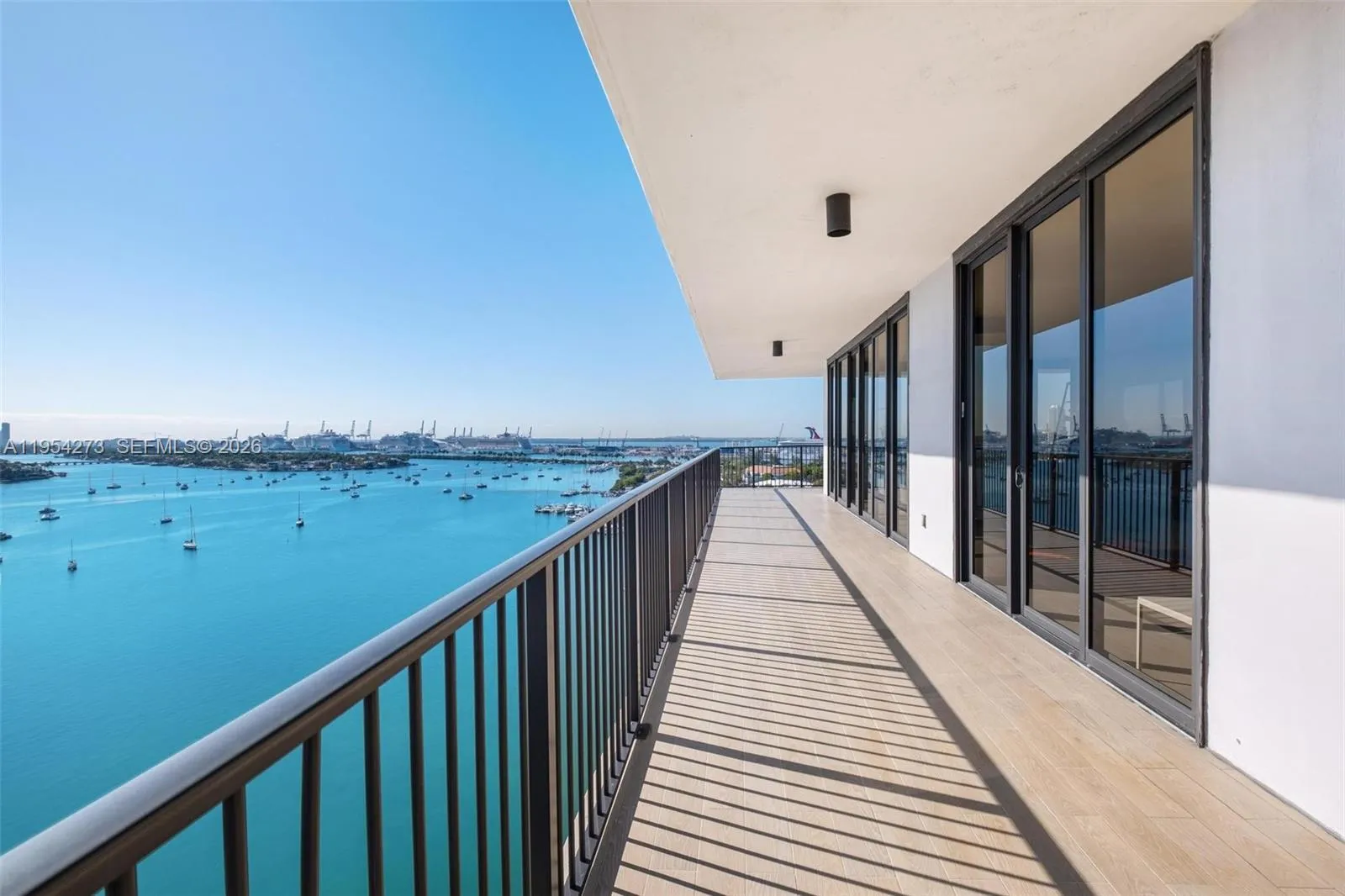 1000 Venetian Way 1501, Miami, Florida 33139, Miami, Florida 33139, 2 Bedrooms Bedrooms, ,2 BathroomsBathrooms,Residential Lease,For Rent,1000 Venetian Way 1501, Miami, Florida 33139,A11954273