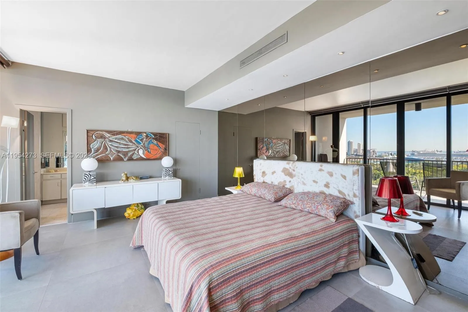 1000 Venetian Way 1501, Miami, Florida 33139, Miami, Florida 33139, 2 Bedrooms Bedrooms, ,2 BathroomsBathrooms,Residential Lease,For Rent,1000 Venetian Way 1501, Miami, Florida 33139,A11954273