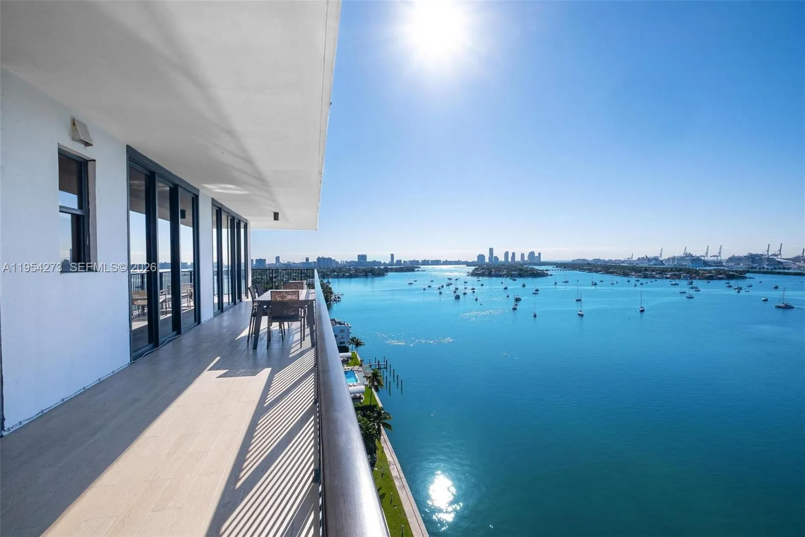 1000 Venetian Way 1501, Miami, Florida 33139, Miami, Florida 33139, 2 Bedrooms Bedrooms, ,2 BathroomsBathrooms,Residential Lease,For Rent,1000 Venetian Way 1501, Miami, Florida 33139,A11954273