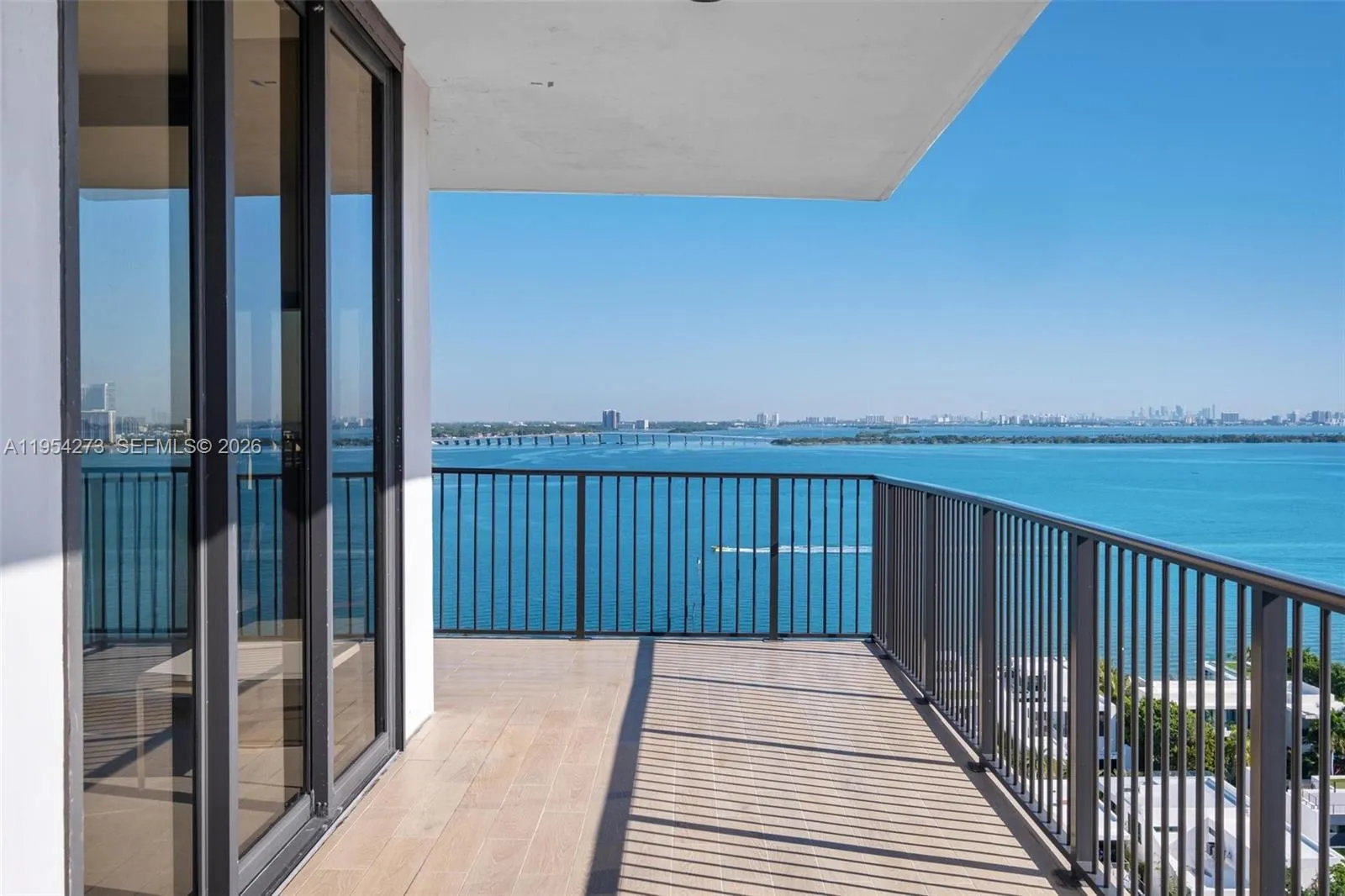 1000 Venetian Way 1501, Miami, Florida 33139, Miami, Florida 33139, 2 Bedrooms Bedrooms, ,2 BathroomsBathrooms,Residential Lease,For Rent,1000 Venetian Way 1501, Miami, Florida 33139,A11954273