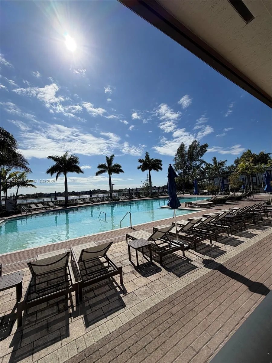 405 Ne 208th Ter 405, Miami, Florida 33179, Miami, Florida 33179, 3 Bedrooms Bedrooms, ,2 BathroomsBathrooms,Residential Lease,For Rent,405 Ne 208th Ter 405, Miami, Florida 33179,A11954255