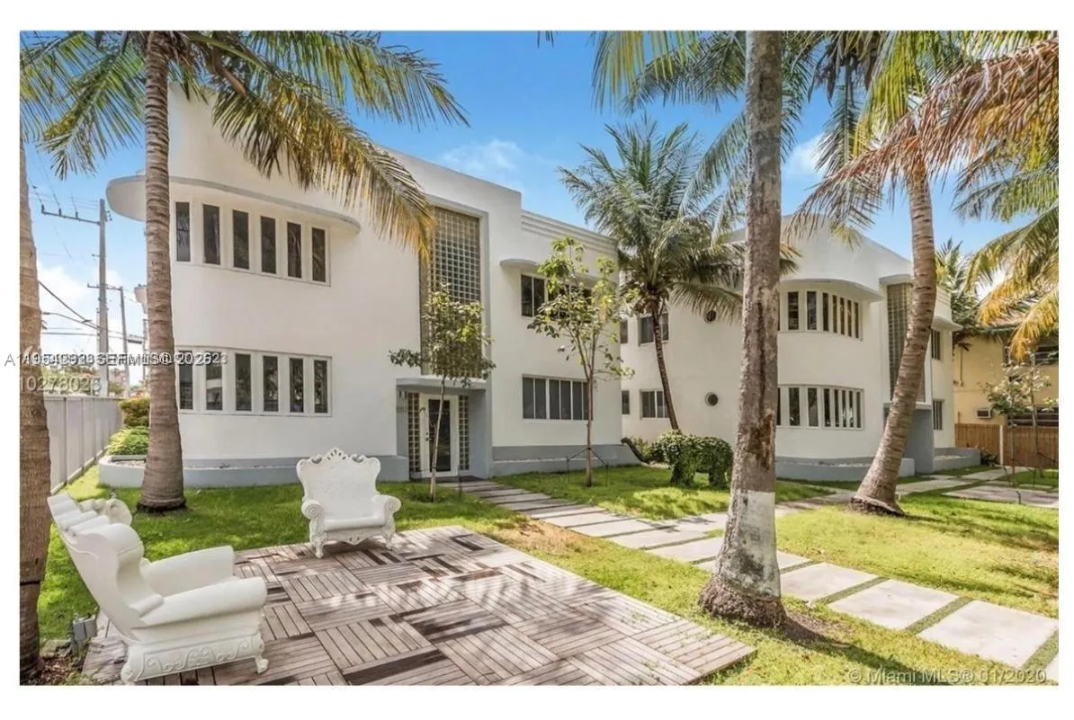 557 Michigan Ave 111, Miami Beach, Florida 33139, Miami Beach, Florida 33139, 1 Bedroom Bedrooms, ,1 BathroomBathrooms,Residential Lease,For Rent,557 Michigan Ave 111, Miami Beach, Florida 33139,A11954292