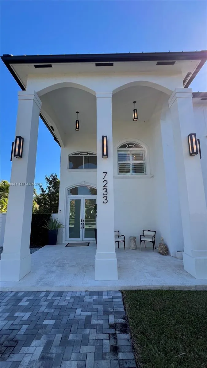 7233 Sw 122nd Pl, Miami, Florida 33183, Miami, Florida 33183, 5 Bedrooms Bedrooms, ,4 BathroomsBathrooms,Residential,For Sale,7233 Sw 122nd Pl, Miami, Florida 33183,A11948081
