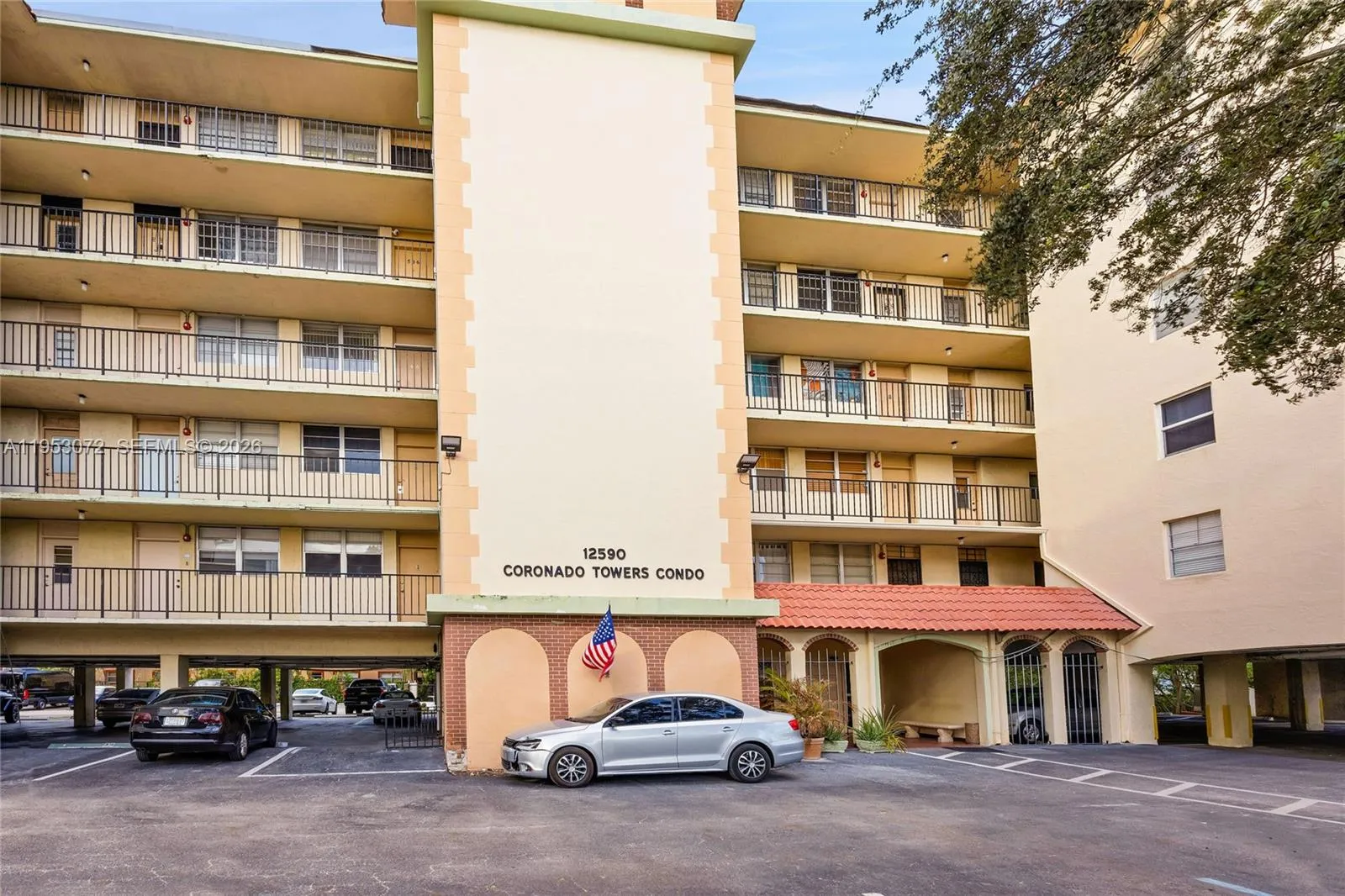 12590 Ne 16th Ave 208, North Miami, Florida 33161, North Miami, Florida 33161, 1 Bedroom Bedrooms, ,1 BathroomBathrooms,Residential,For Sale,12590 Ne 16th Ave 208, North Miami, Florida 33161,A11953072