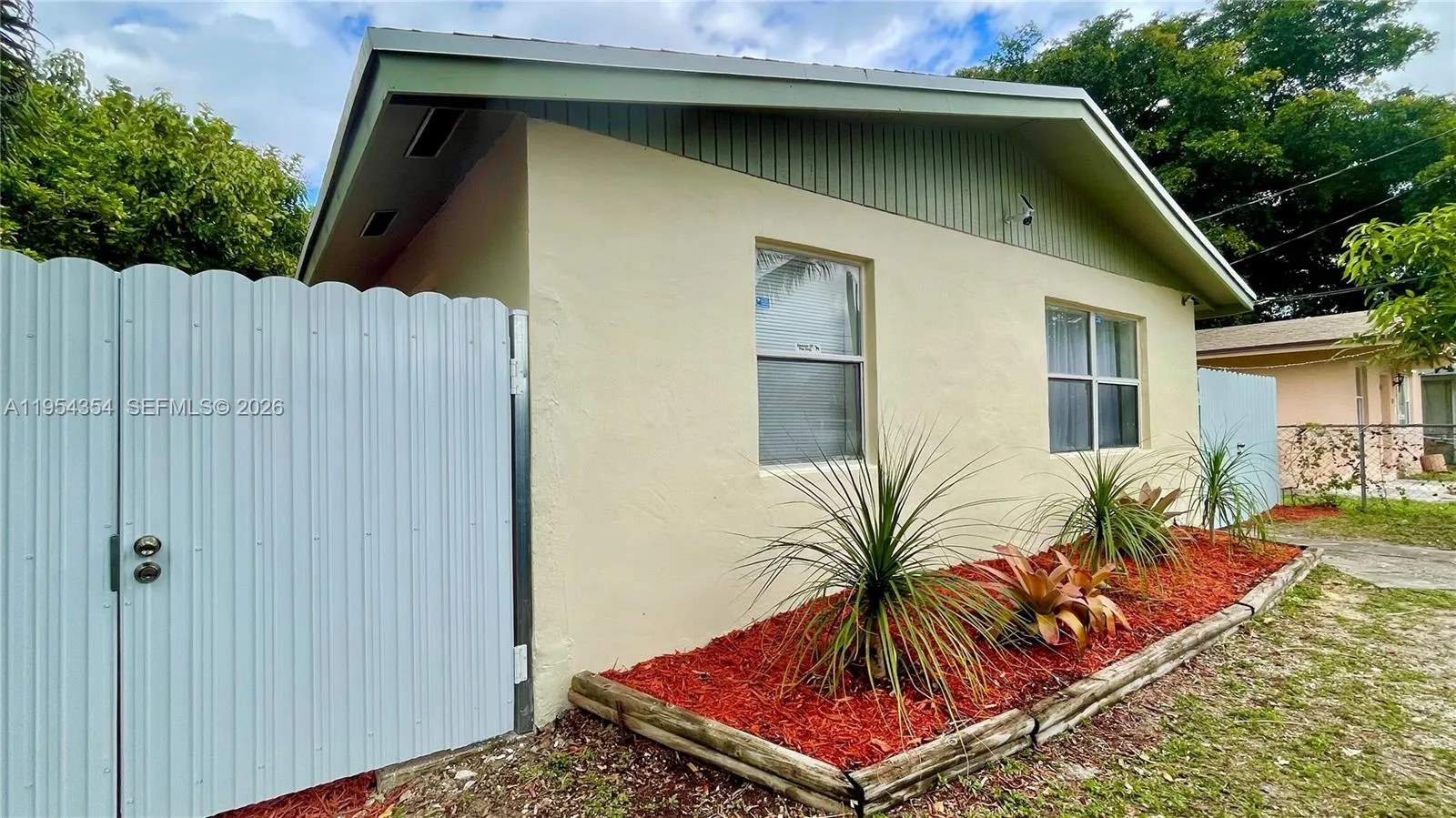 2433 Nw 20th St, Fort Lauderdale, Florida 33311, Fort Lauderdale, Florida 33311, 2 Bedrooms Bedrooms, ,1 BathroomBathrooms,Residential,For Sale,2433 Nw 20th St, Fort Lauderdale, Florida 33311,A11954354