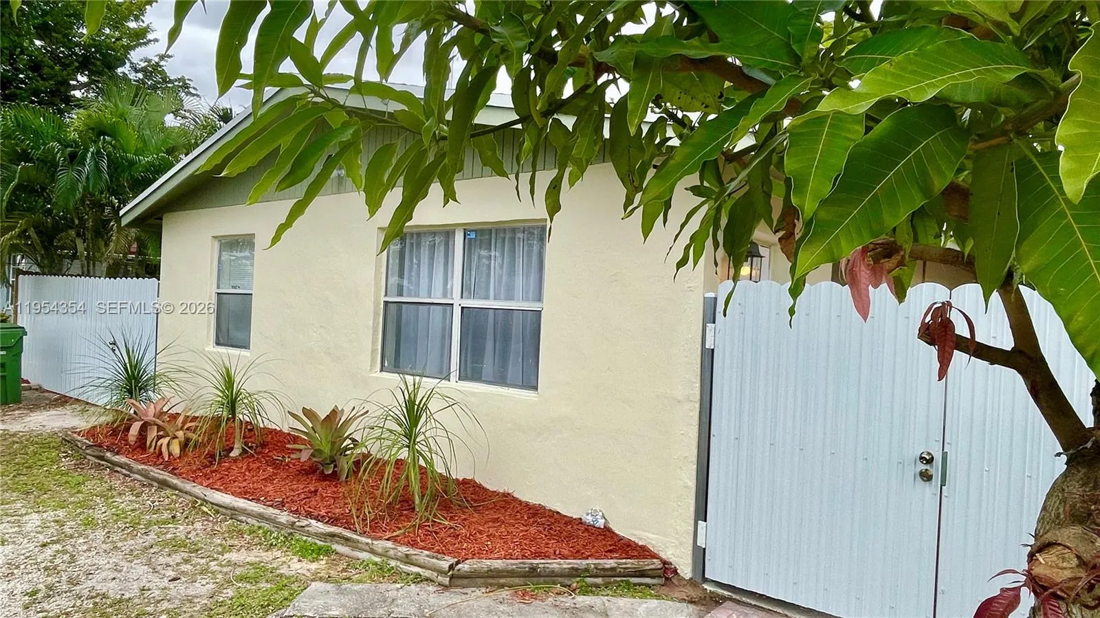 2433 Nw 20th St, Fort Lauderdale, Florida 33311, Fort Lauderdale, Florida 33311, 2 Bedrooms Bedrooms, ,1 BathroomBathrooms,Residential,For Sale,2433 Nw 20th St, Fort Lauderdale, Florida 33311,A11954354