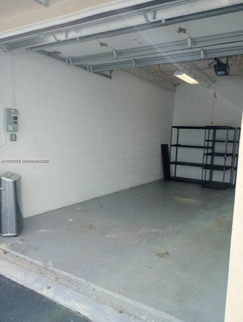 4233 Ne 12th Ter 15, Oakland Park, Florida 33334, Oakland Park, Florida 33334, ,Commercial Lease,For Rent,4233 Ne 12th Ter 15, Oakland Park, Florida 33334,A11952928