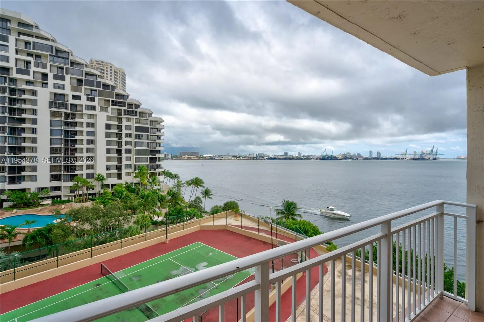 770 Claughton Island Dr 811, Miami, Florida 33131, Miami, Florida 33131, 1 Bedroom Bedrooms, ,1 BathroomBathrooms,Residential Lease,For Rent,770 Claughton Island Dr 811, Miami, Florida 33131,A11954378
