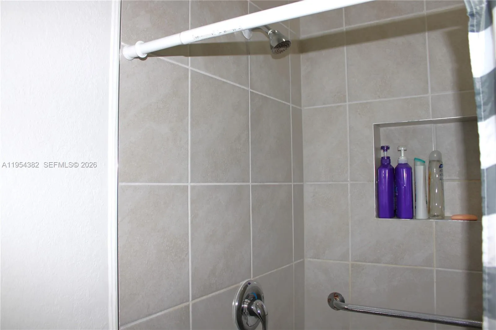 470 Ne 12th St, Florida City, Florida 33034, Florida City, Florida 33034, 3 Bedrooms Bedrooms, ,3 BathroomsBathrooms,Residential Lease,For Rent,470 Ne 12th St, Florida City, Florida 33034,A11954382