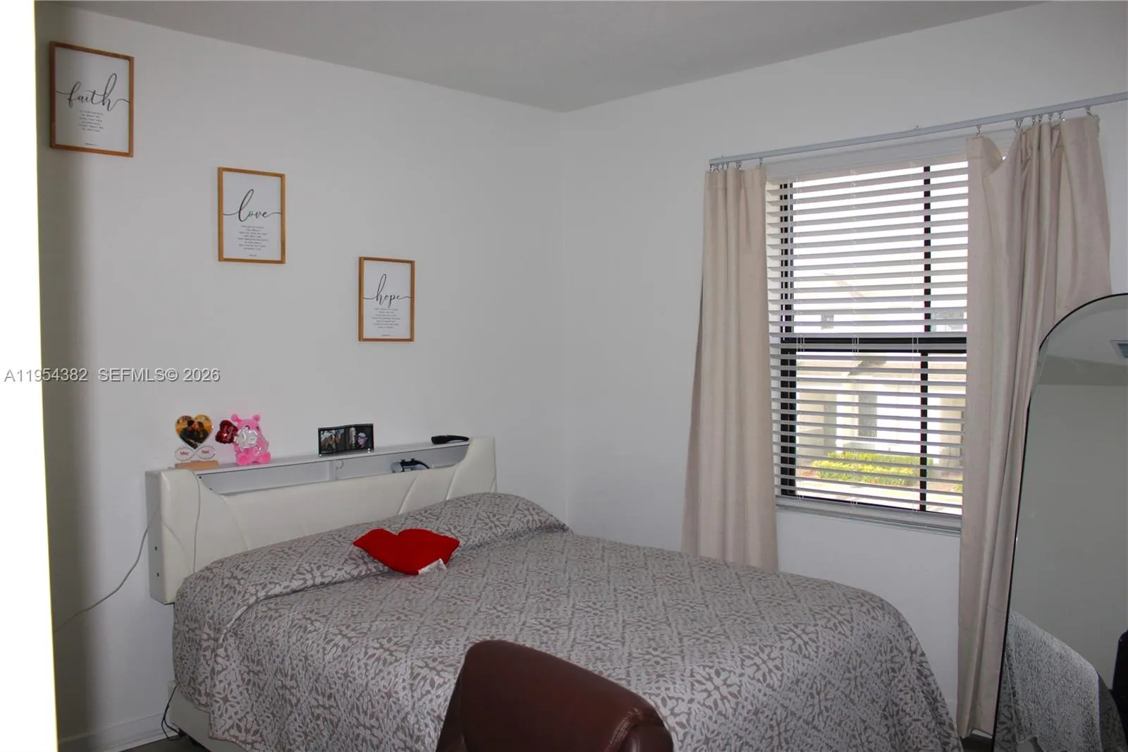 470 Ne 12th St, Florida City, Florida 33034, Florida City, Florida 33034, 3 Bedrooms Bedrooms, ,3 BathroomsBathrooms,Residential Lease,For Rent,470 Ne 12th St, Florida City, Florida 33034,A11954382