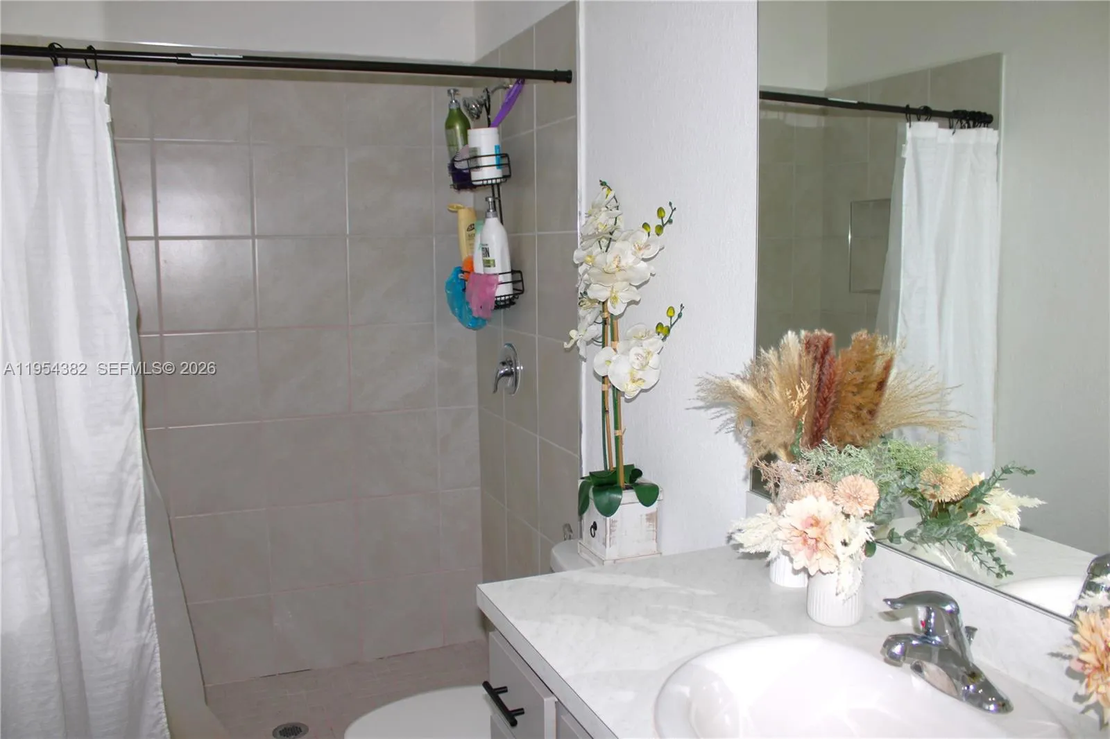 470 Ne 12th St, Florida City, Florida 33034, Florida City, Florida 33034, 3 Bedrooms Bedrooms, ,3 BathroomsBathrooms,Residential Lease,For Rent,470 Ne 12th St, Florida City, Florida 33034,A11954382