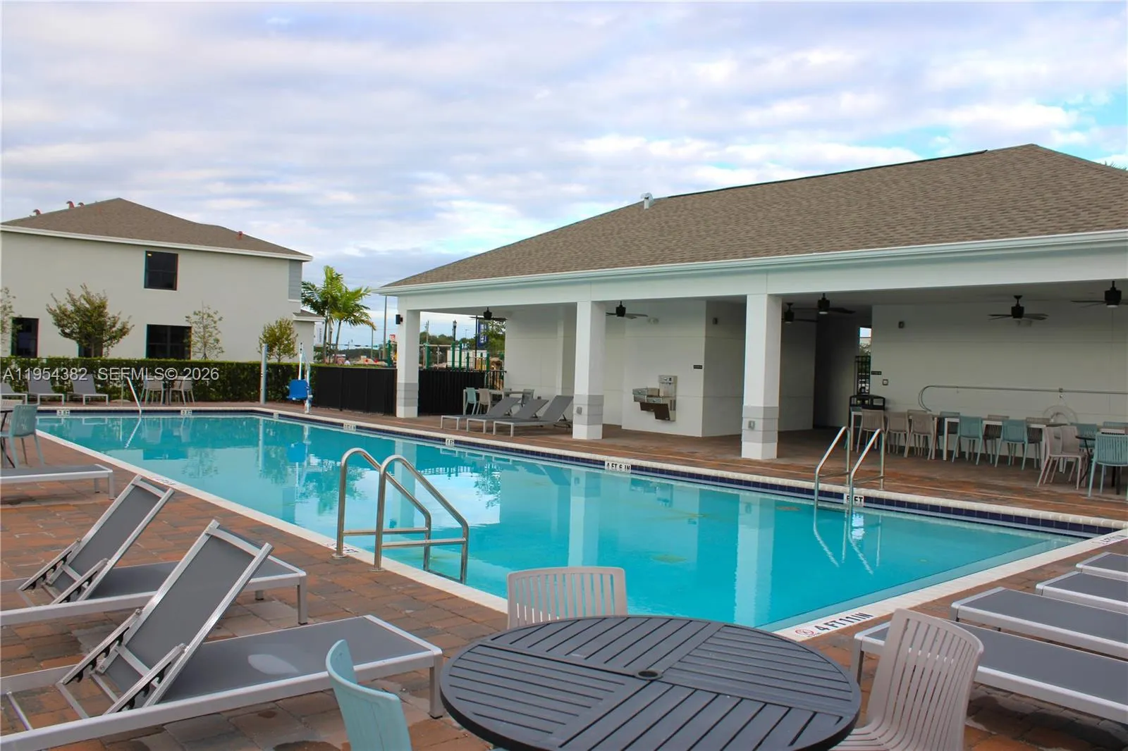 470 Ne 12th St, Florida City, Florida 33034, Florida City, Florida 33034, 3 Bedrooms Bedrooms, ,3 BathroomsBathrooms,Residential Lease,For Rent,470 Ne 12th St, Florida City, Florida 33034,A11954382