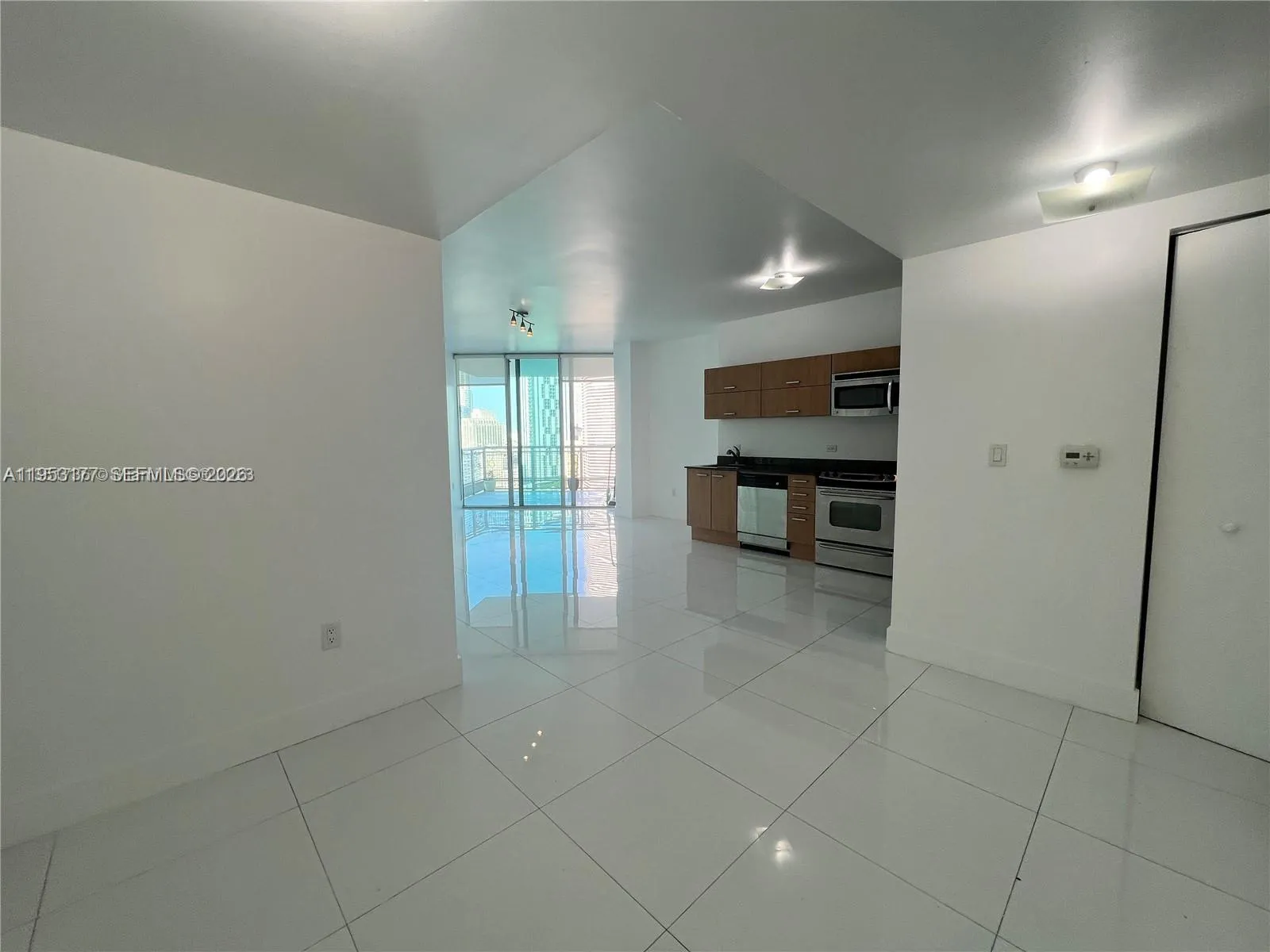 350 S Miami Ave 1907, Miami, Florida 33130, Miami, Florida 33130, 1 Bedroom Bedrooms, ,1 BathroomBathrooms,Residential,For Sale,350 S Miami Ave 1907, Miami, Florida 33130,A11953177