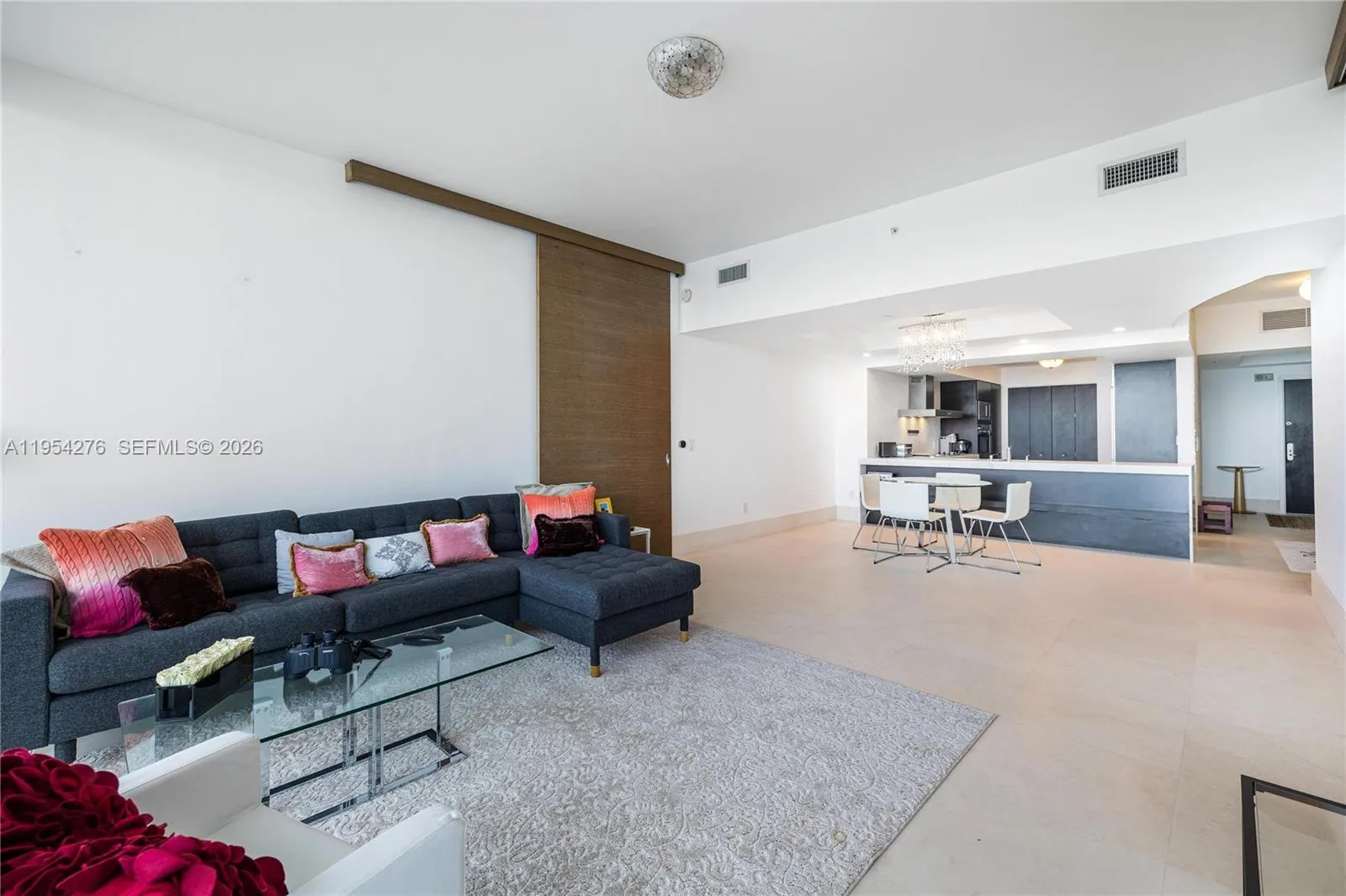 1331 Brickell Bay Dr 1703, Miami, Florida 33131, Miami, Florida 33131, 2 Bedrooms Bedrooms, ,3 BathroomsBathrooms,Residential,For Sale,1331 Brickell Bay Dr 1703, Miami, Florida 33131,A11954276