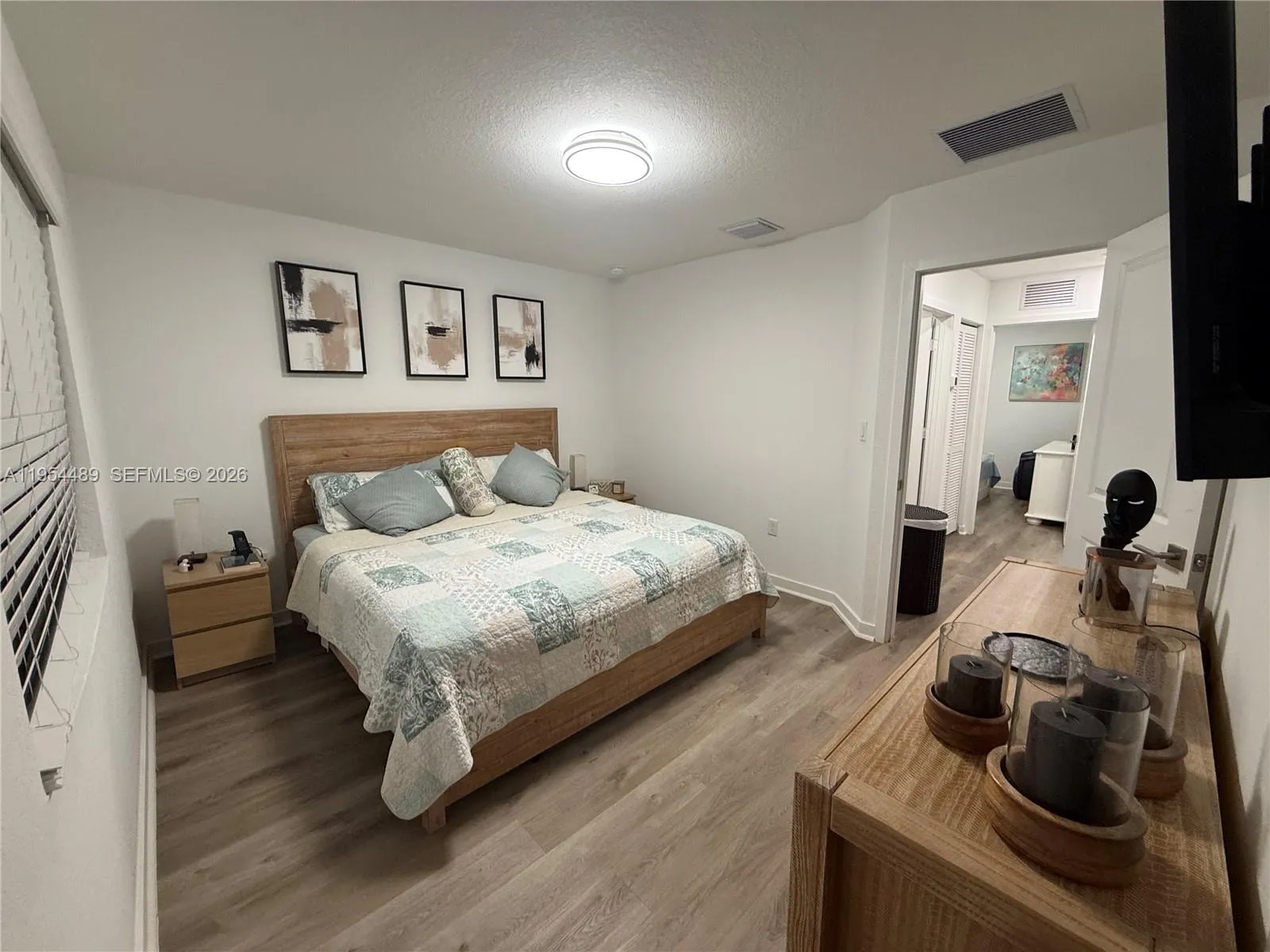 1043 Se 24th Ave, Homestead, Florida 33035, Homestead, Florida 33035, 3 Bedrooms Bedrooms, ,2 BathroomsBathrooms,Residential,For Sale,1043 Se 24th Ave, Homestead, Florida 33035,A11954489