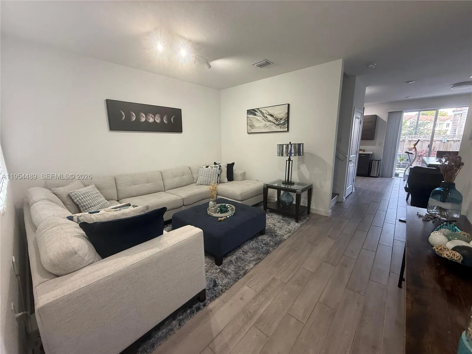 1043 Se 24th Ave, Homestead, Florida 33035, Homestead, Florida 33035, 3 Bedrooms Bedrooms, ,2 BathroomsBathrooms,Residential,For Sale,1043 Se 24th Ave, Homestead, Florida 33035,A11954489