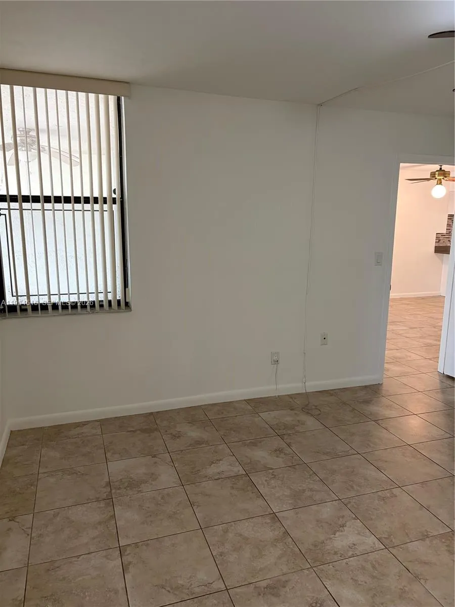 6800 Cypress Rd 111, Plantation, Florida 33317, Plantation, Florida 33317, 2 Bedrooms Bedrooms, ,2 BathroomsBathrooms,Residential Lease,For Rent,6800 Cypress Rd 111, Plantation, Florida 33317,A11954515