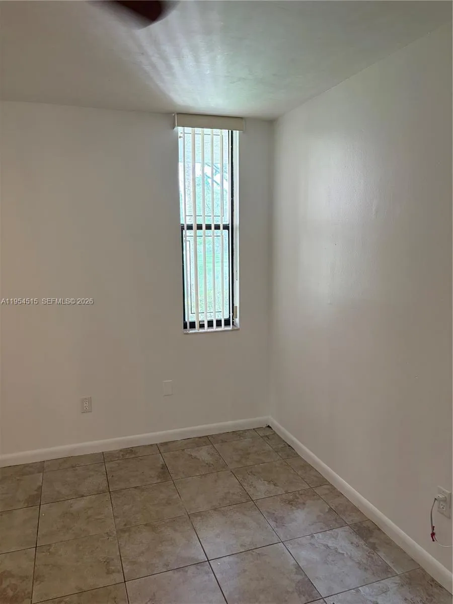 6800 Cypress Rd 111, Plantation, Florida 33317, Plantation, Florida 33317, 2 Bedrooms Bedrooms, ,2 BathroomsBathrooms,Residential Lease,For Rent,6800 Cypress Rd 111, Plantation, Florida 33317,A11954515
