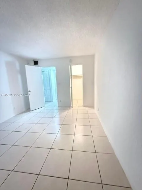 4550 Nw 9th St 812e, Miami, Florida 33126, Miami, Florida 33126, 1 Bedroom Bedrooms, ,1 BathroomBathrooms,Residential Lease,For Rent,4550 Nw 9th St 812e, Miami, Florida 33126,A11954537