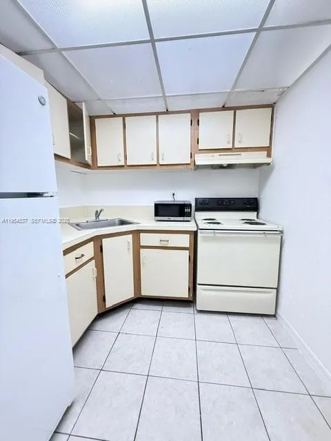 4550 Nw 9th St 812e, Miami, Florida 33126, Miami, Florida 33126, 1 Bedroom Bedrooms, ,1 BathroomBathrooms,Residential Lease,For Rent,4550 Nw 9th St 812e, Miami, Florida 33126,A11954537 4550 Nw 9th St 812e, Miami, Florida 33126, Miami, Florida 33126, 1 Bedroom Bedrooms, ,1 BathroomBathrooms,Residential Lease,For Rent,4550 Nw 9th St 812e, Miami, Florida 33126,A11954537