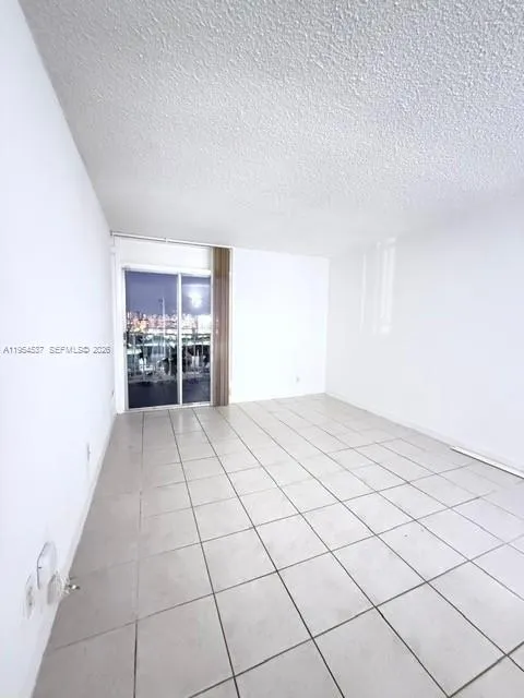 4550 Nw 9th St 812e, Miami, Florida 33126, Miami, Florida 33126, 1 Bedroom Bedrooms, ,1 BathroomBathrooms,Residential Lease,For Rent,4550 Nw 9th St 812e, Miami, Florida 33126,A11954537