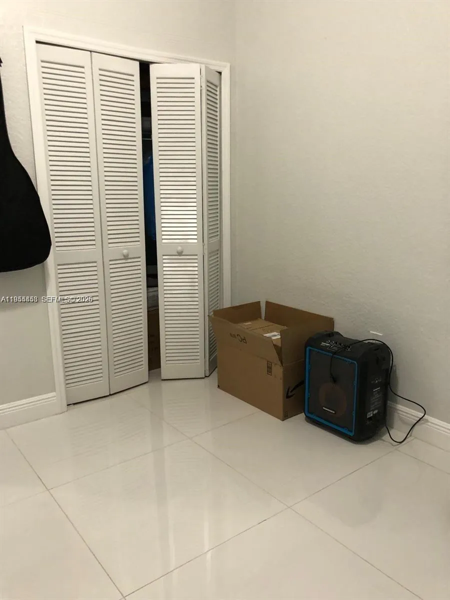 27 Ne 13th Ave 4, Homestead, Florida 33033, Homestead, Florida 33033, 2 Bedrooms Bedrooms, ,2 BathroomsBathrooms,Residential,For Sale,27 Ne 13th Ave 4, Homestead, Florida 33033,A11954453