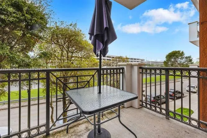 8395 Sw 73rd Ave 104, Miami, Florida 33143, Miami, Florida 33143, 2 Bedrooms Bedrooms, ,2 BathroomsBathrooms,Residential,For Sale,8395 Sw 73rd Ave 104, Miami, Florida 33143,A11953700