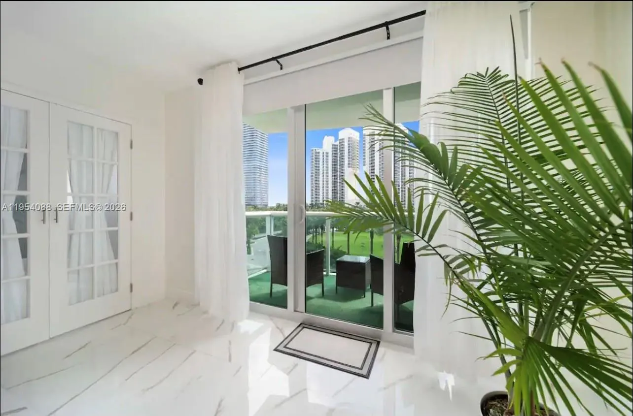 19370 Collins Ave 511, Sunny Isles Beach, Florida, Sunny Isles Beach, Florida 33160, 1 Bedroom Bedrooms, ,1 BathroomBathrooms,Residential Lease,For Rent,19370 Collins Ave 511, Sunny Isles Beach, Florida ,A11954088