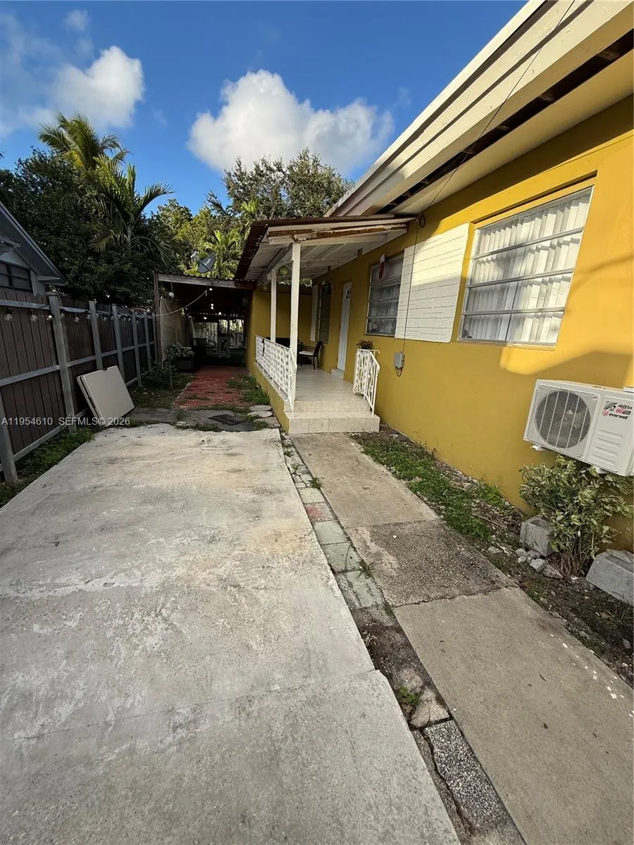 1041 Nw 30th St, Miami, Florida 33127, Miami, Florida 33127, ,Residential Income,For Sale,1041 Nw 30th St, Miami, Florida 33127,A11954610