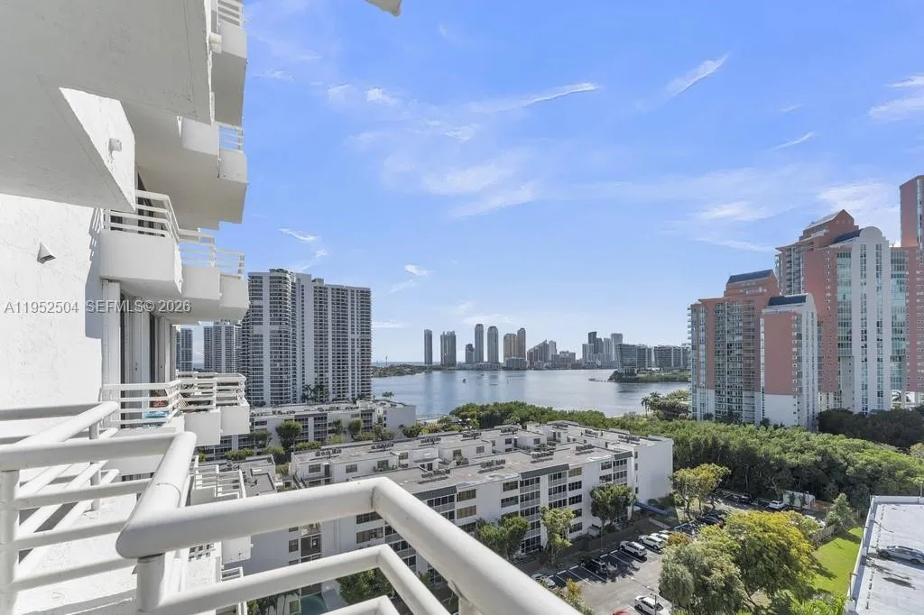 3300 Ne 192nd St 1414, Aventura, Florida 33180, Aventura, Florida 33180, 2 Bedrooms Bedrooms, ,2 BathroomsBathrooms,Residential,For Sale,3300 Ne 192nd St 1414, Aventura, Florida 33180,A11952504