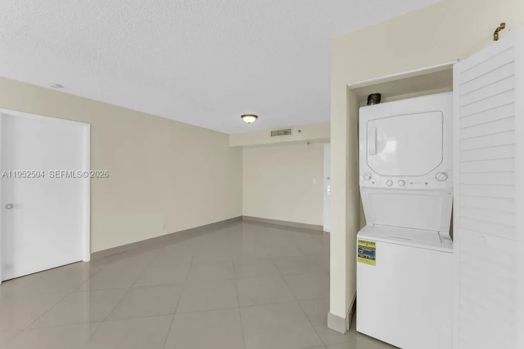 3300 Ne 192nd St 1414, Aventura, Florida 33180, Aventura, Florida 33180, 2 Bedrooms Bedrooms, ,2 BathroomsBathrooms,Residential,For Sale,3300 Ne 192nd St 1414, Aventura, Florida 33180,A11952504