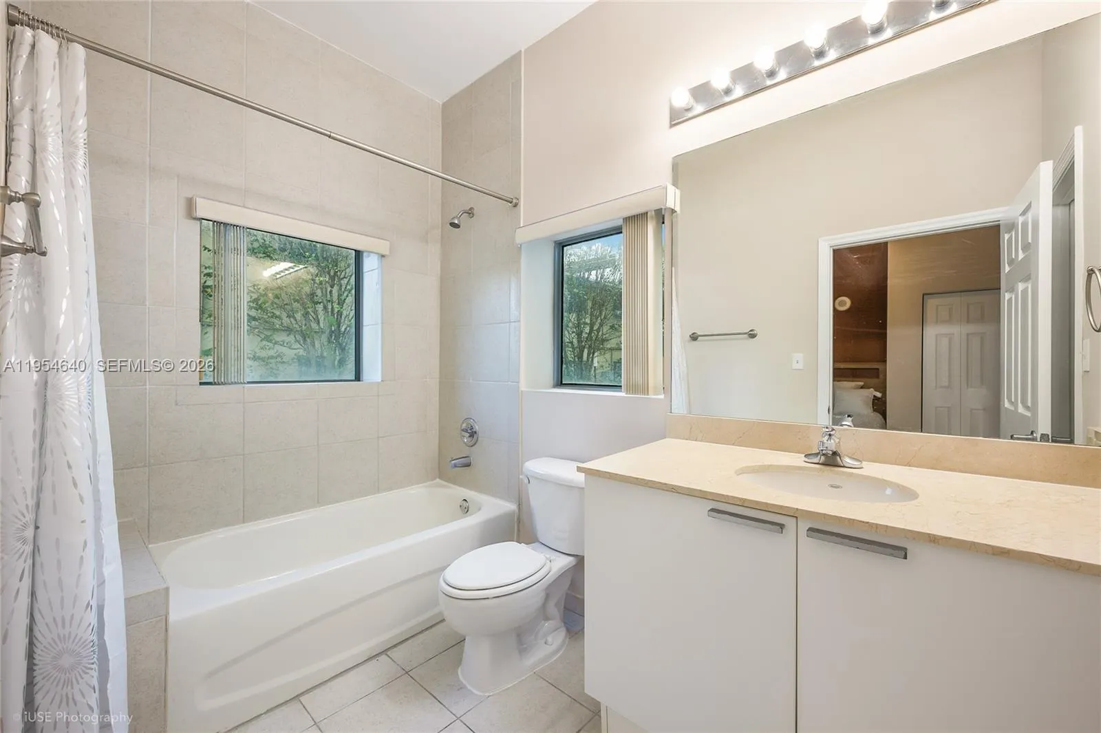 140 S Dixie Hwy Th101, Hollywood, Florida 33020, Hollywood, Florida 33020, ,Commercial Sale,For Sale,140 S Dixie Hwy Th101, Hollywood, Florida 33020,A11954640