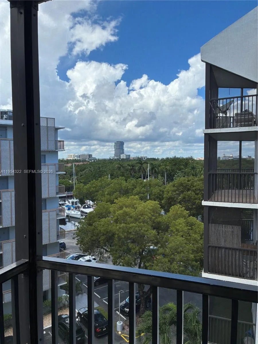 Aventura, Florida 33180, 1 Bedroom Bedrooms, ,1 BathroomBathrooms,Residential Lease,For Rent,A11954322