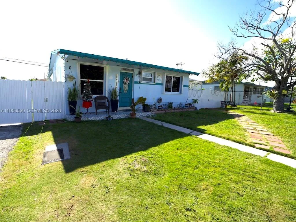 10910 Sw 217th Ter, Miami, Florida 33170, Miami, Florida 33170, 4 Bedrooms Bedrooms, ,3 BathroomsBathrooms,Residential,For Sale,10910 Sw 217th Ter, Miami, Florida 33170,A11953590
