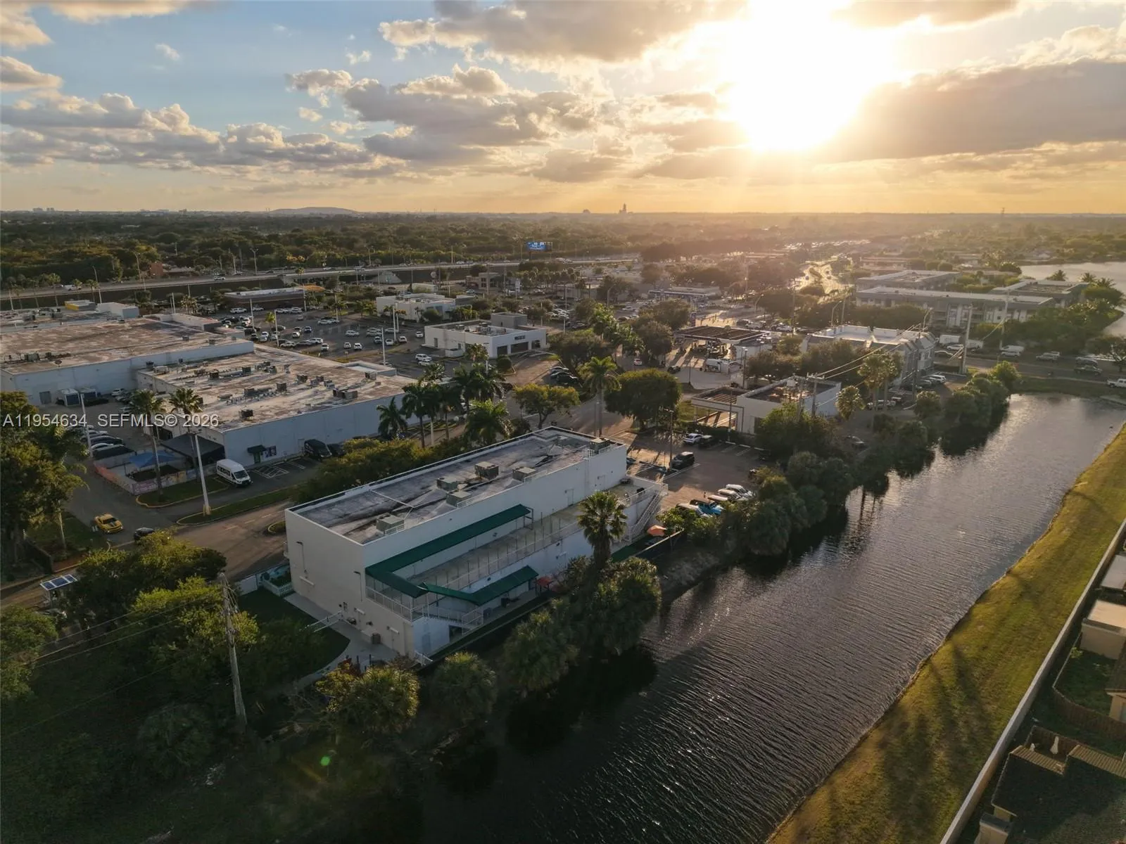 6545 Nw 169th St, Hialeah, Florida 33015, Hialeah, Florida 33015, ,Commercial Sale,For Sale,6545 Nw 169th St, Hialeah, Florida 33015,A11954634