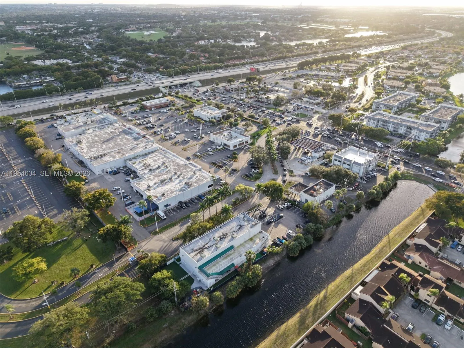 6545 Nw 169th St, Hialeah, Florida 33015, Hialeah, Florida 33015, ,Commercial Sale,For Sale,6545 Nw 169th St, Hialeah, Florida 33015,A11954634