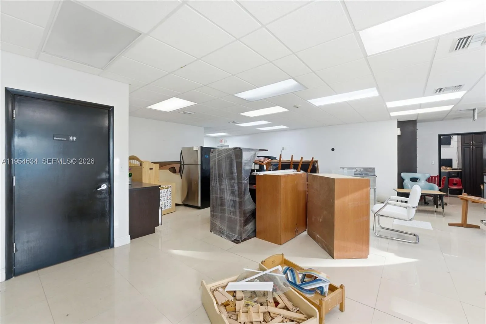6545 Nw 169th St, Hialeah, Florida 33015, Hialeah, Florida 33015, ,Commercial Sale,For Sale,6545 Nw 169th St, Hialeah, Florida 33015,A11954634