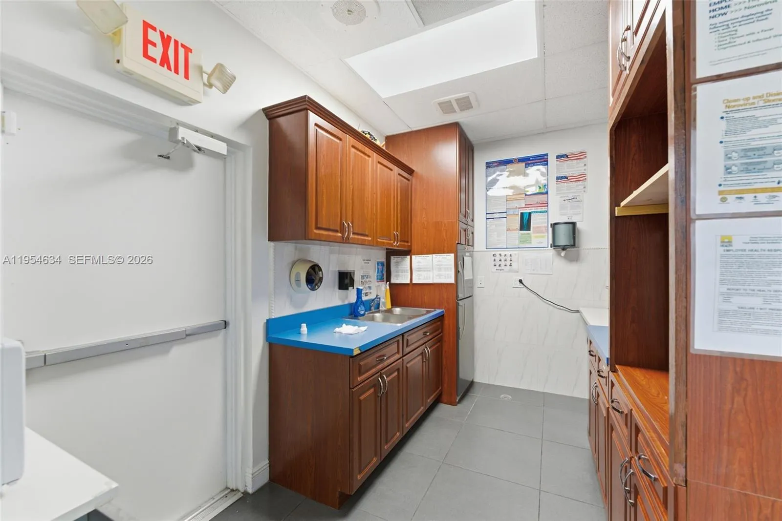 6545 Nw 169th St, Hialeah, Florida 33015, Hialeah, Florida 33015, ,Commercial Sale,For Sale,6545 Nw 169th St, Hialeah, Florida 33015,A11954634