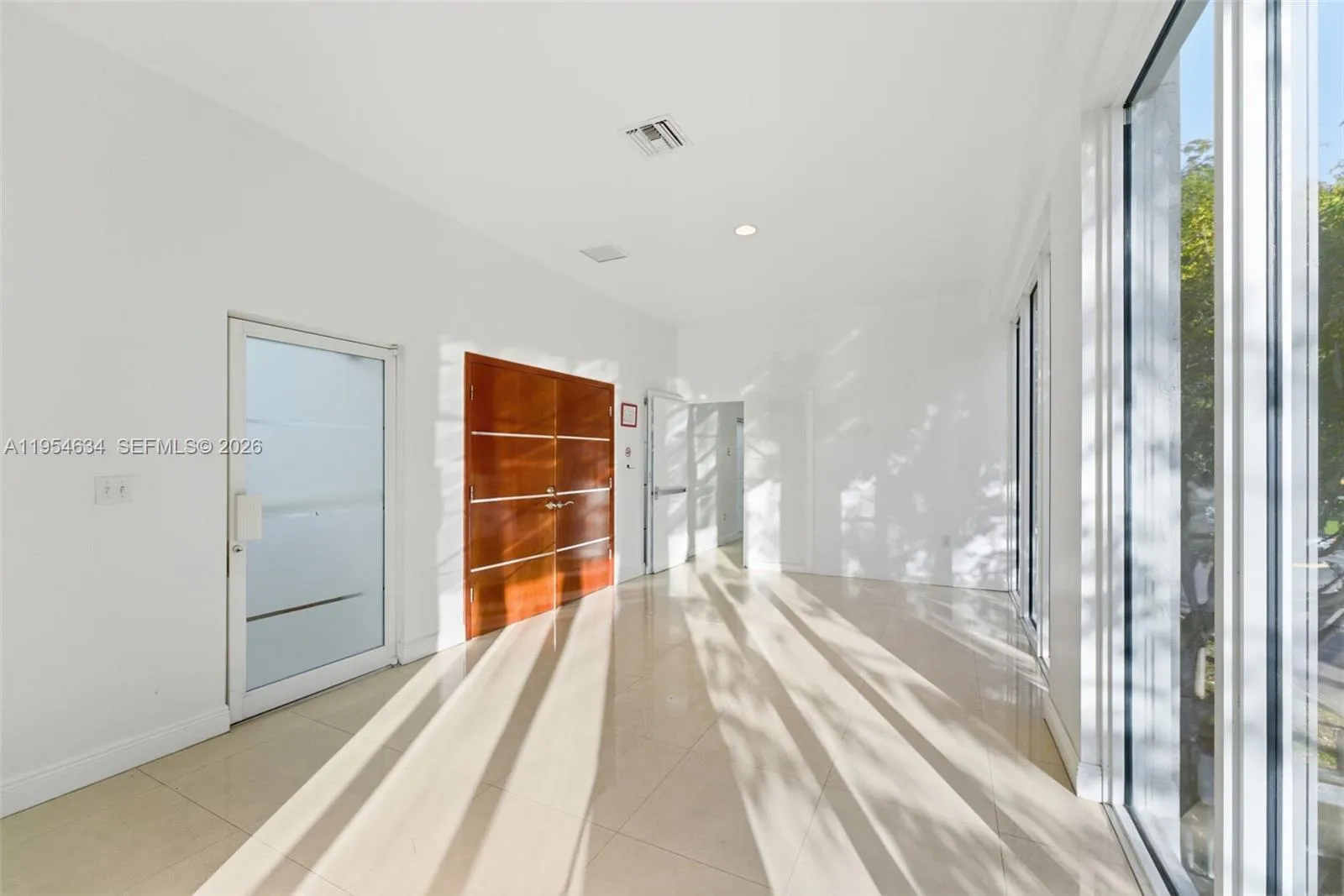 6545 Nw 169th St, Hialeah, Florida 33015, Hialeah, Florida 33015, ,Commercial Sale,For Sale,6545 Nw 169th St, Hialeah, Florida 33015,A11954634