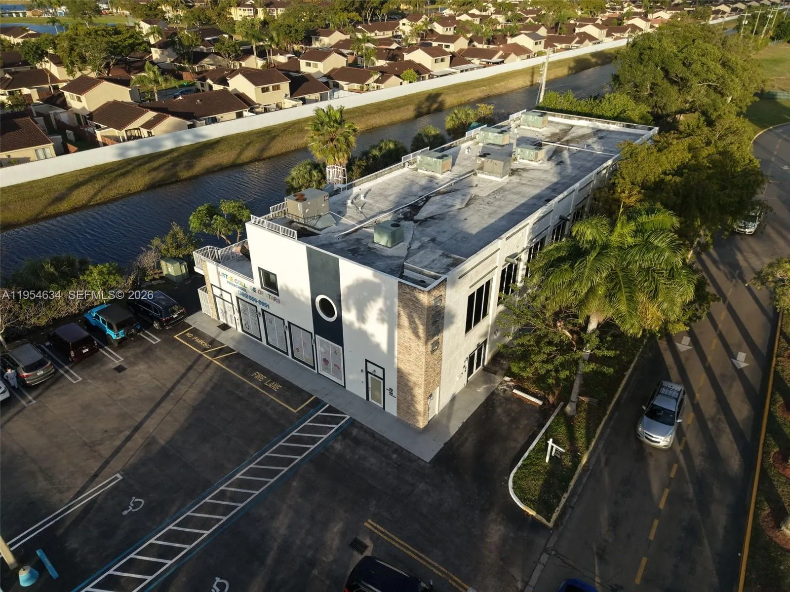 6545 Nw 169th St, Hialeah, Florida 33015, Hialeah, Florida 33015, ,Commercial Sale,For Sale,6545 Nw 169th St, Hialeah, Florida 33015,A11954634