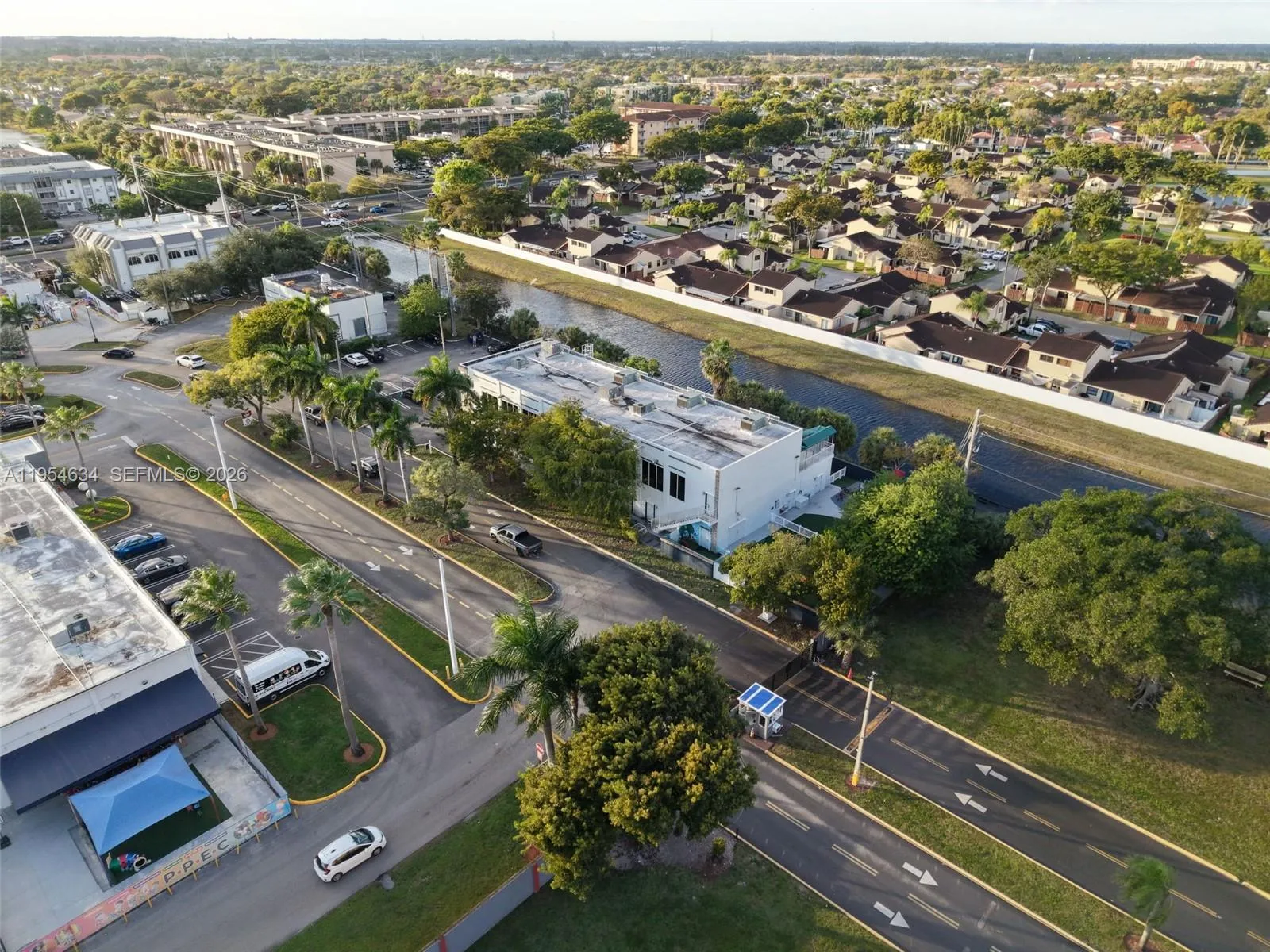 6545 Nw 169th St, Hialeah, Florida 33015, Hialeah, Florida 33015, ,Commercial Sale,For Sale,6545 Nw 169th St, Hialeah, Florida 33015,A11954634