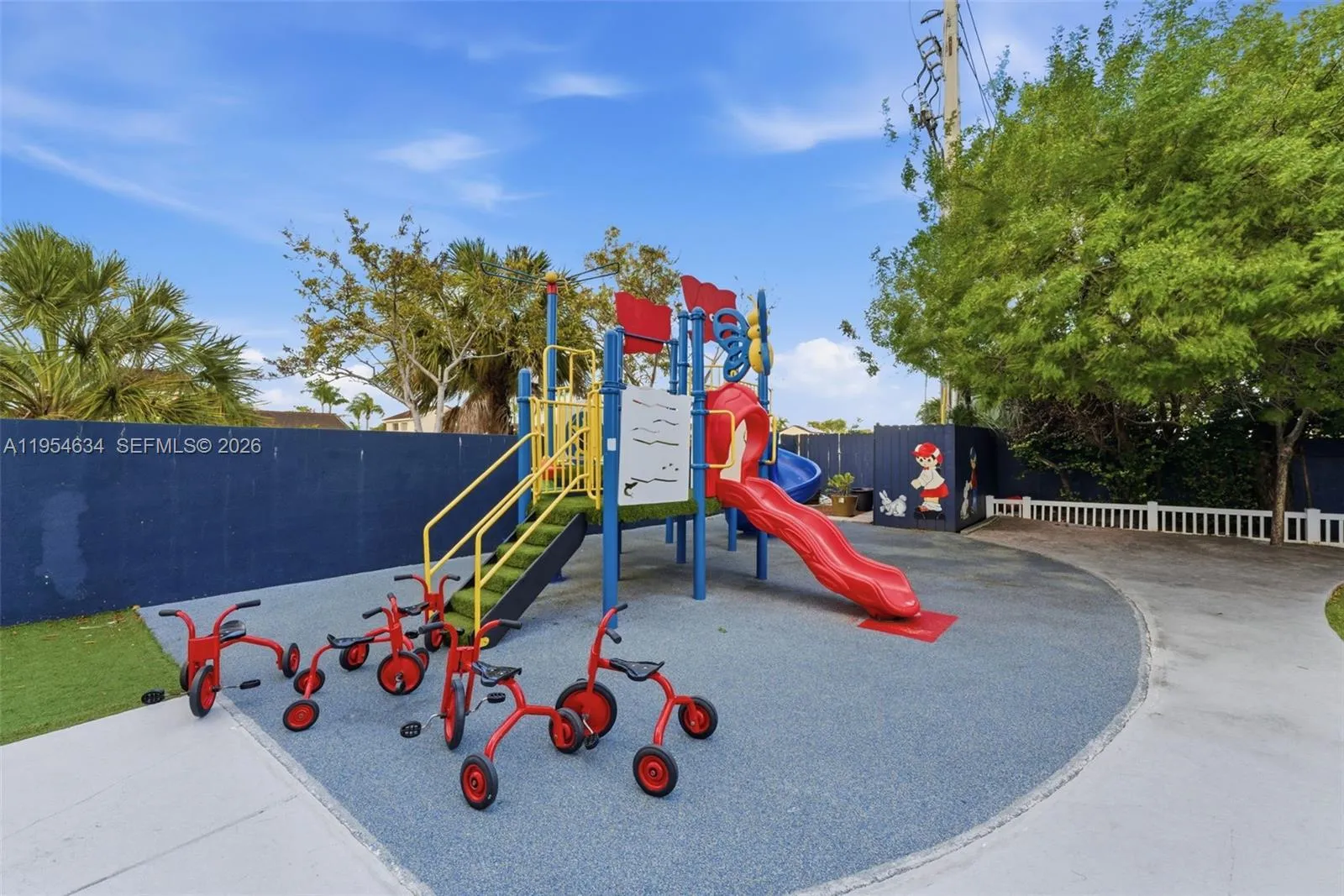 6545 Nw 169th St, Hialeah, Florida 33015, Hialeah, Florida 33015, ,Commercial Sale,For Sale,6545 Nw 169th St, Hialeah, Florida 33015,A11954634