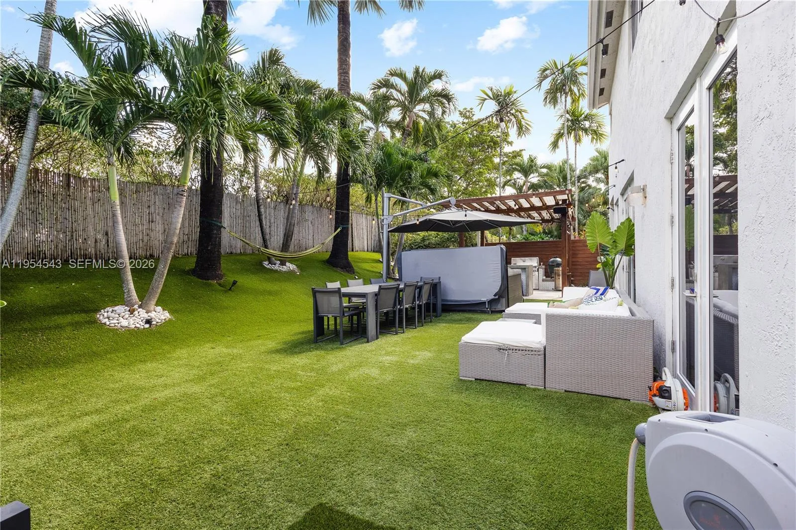 5869 Nw 112th Ct, Doral, Florida 33178, Doral, Florida 33178, 5 Bedrooms Bedrooms, ,3 BathroomsBathrooms,Residential,For Sale,5869 Nw 112th Ct, Doral, Florida 33178,A11954543